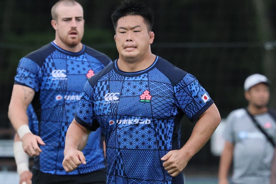 jsports_rugby's tweet photo. 🏉ラグビー日本代表 宮崎合宿🌸
PR 竹内柊平 選手(東京サントリーサンゴリアス)
「(オフに移籍、結婚式も挙げた)今までと状況が違うし、背負うものが大きくなった。サンゴリアスを代表しているので恥じないプレーをしたい」
📱PNC🇯🇵日本vs.🇨🇦カナダ戦生中継&LIVE配信➡️https://t.co/K99WQGM7Q2 https://t.co/ruh4o6AXWp