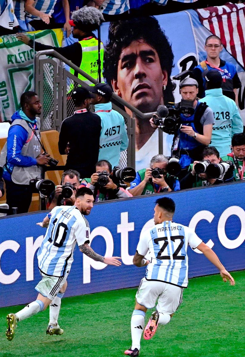 Qué los cúmplas felíz LAUTORO. ⚽️🎂