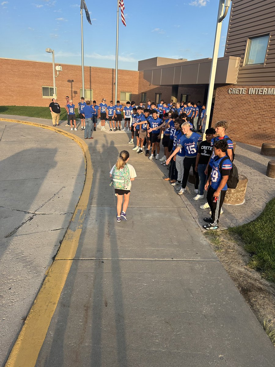 Happy “High Five” Friday, <a href="/creteint/">Crete Intermediate</a>!!!