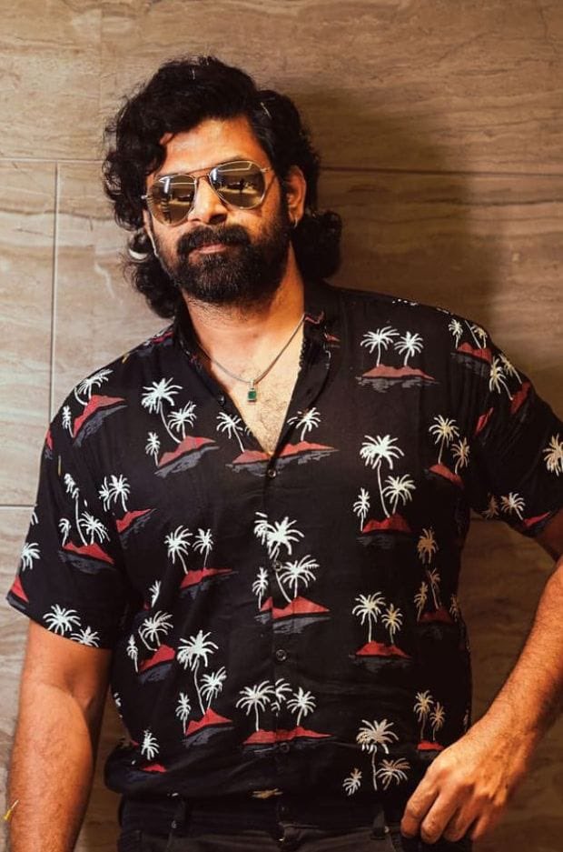 tazacinema's tweet photo. "HAPPY BIRTHDAY to the one and only Shri Tej! 🎉💥 Indian Actor extraordinaire! 🙌 Wishing you an amazing day and a rocking year ahead! 🎂 #HappyBirthdayShriTej #ShriTejActor #ShriTej https://t.co/koTStqvXNm