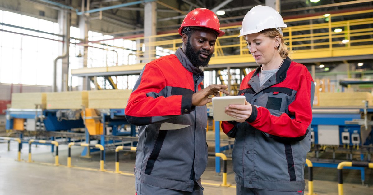 In the manufacturing industry, timing and precision matter--especially when it comes to buying or selling your business. With 40 years of experience, Sabre Capital helps plant owners navigate complex M&amp;A decisions with confidence. bit.ly/3vb4BFz #BusinessSuccess