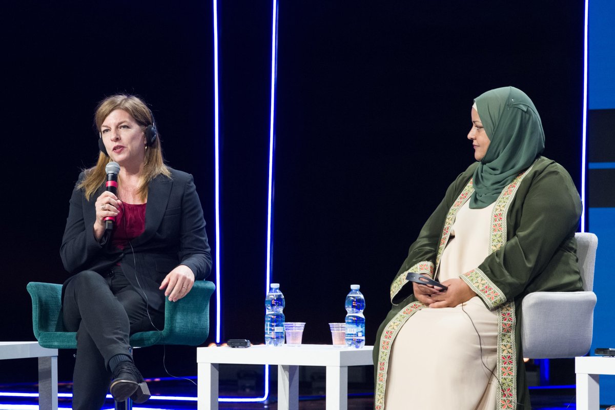 Il Meeting di Rimini si apre con le parole di pace di una madre israeliana e una palestinese. Hanno entrambe perso un figlio, una nella seconda intifada e un'altra il 7 ottobre 2023. #ANSA ansa.it/sito/notizie/c…