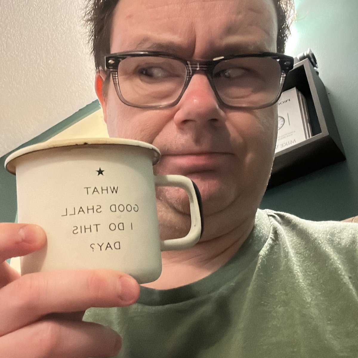 As you can see from this photo, I’m not terribly useful at 6:15 in the morning.

Listening to your body clock matters. Energy-based attention paths make it easier to work with your rhythms — and survive the times you can’t.

The Productivity Diet can help: mikevardy.com/lit/