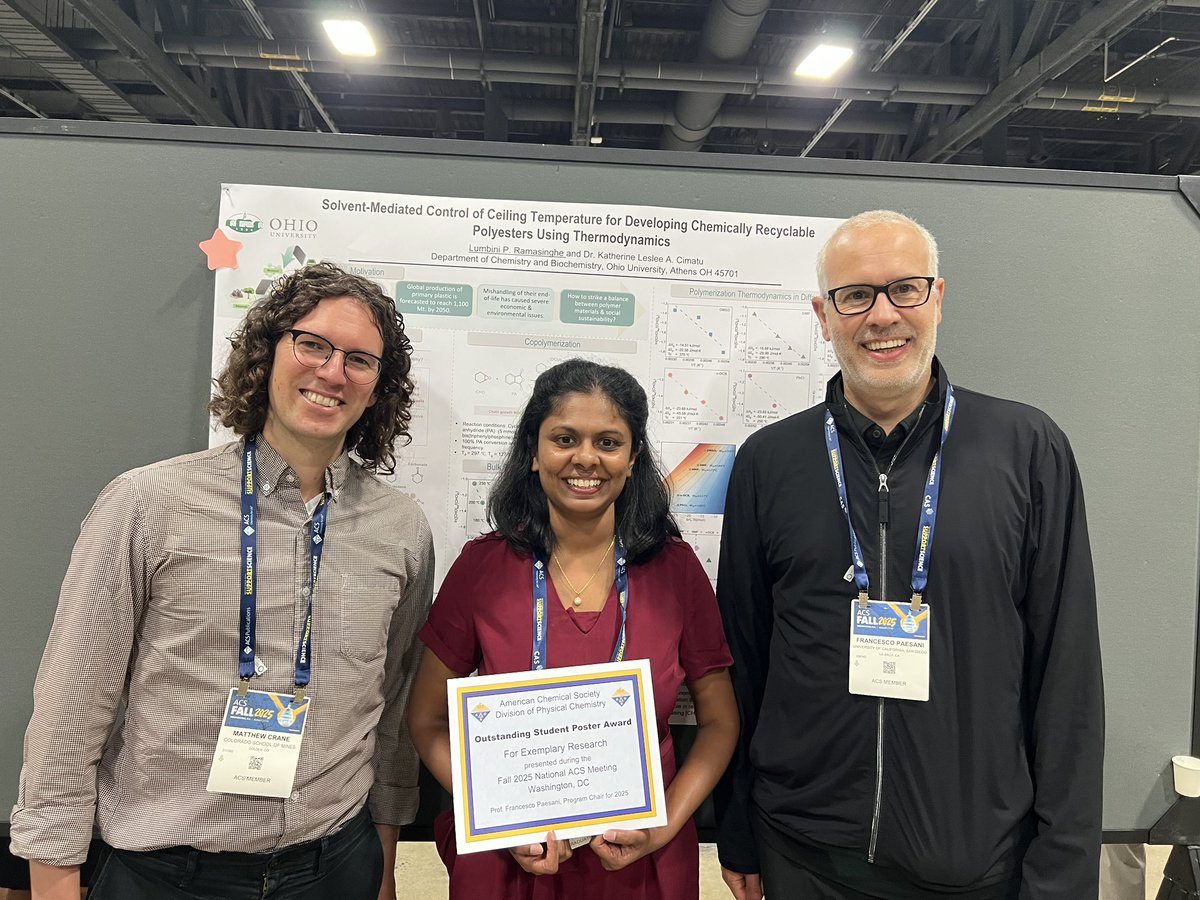 Congratulations, Lumbini Ramasinghe, for receiving the Outstanding Student Poster Award - ACS Division Physical Chemistry!!! So proud of you!#ACSFall2025 <a href="/OHIOChemBiochem/">Ohio University Chemistry and Biochemistry</a>