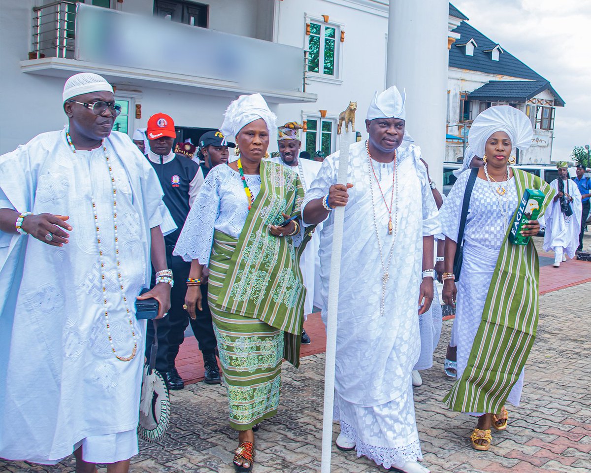 Eagle Schnapps tweet media