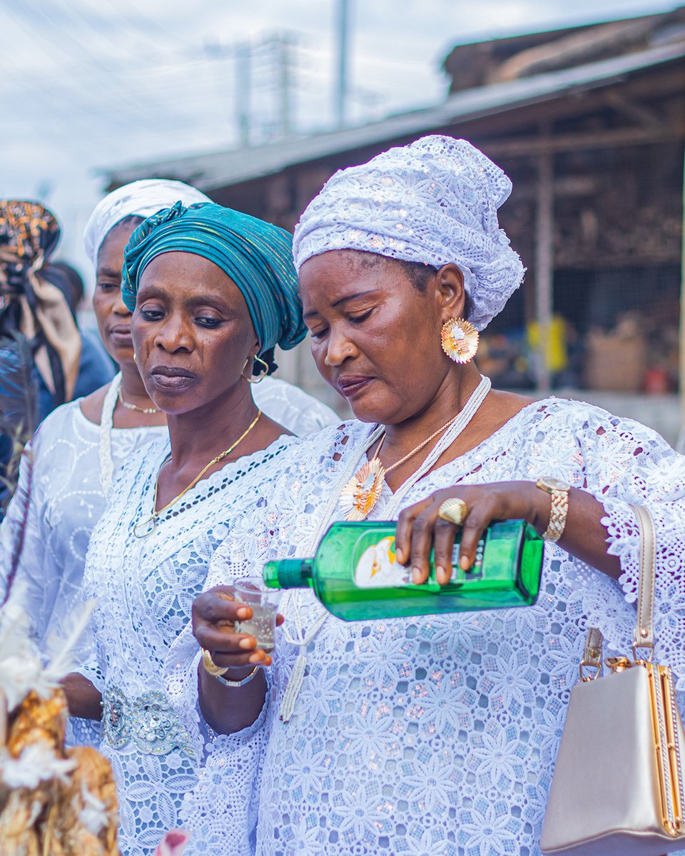 Eagle Schnapps tweet media