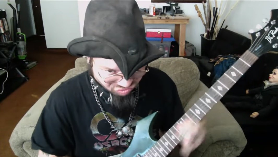 KiwiFarmsDotNet's tweet image. Unfortunately, the legendary KingCobraJFS is likely dead. Dispatch recordings have the police calling for a coroner to his home. People had been sending him alcohol by the gallon through DoorDash. His health was in freefall, and Ozzy&apos;s death hit him hard.

kiwifarms.st/threads/kingco…