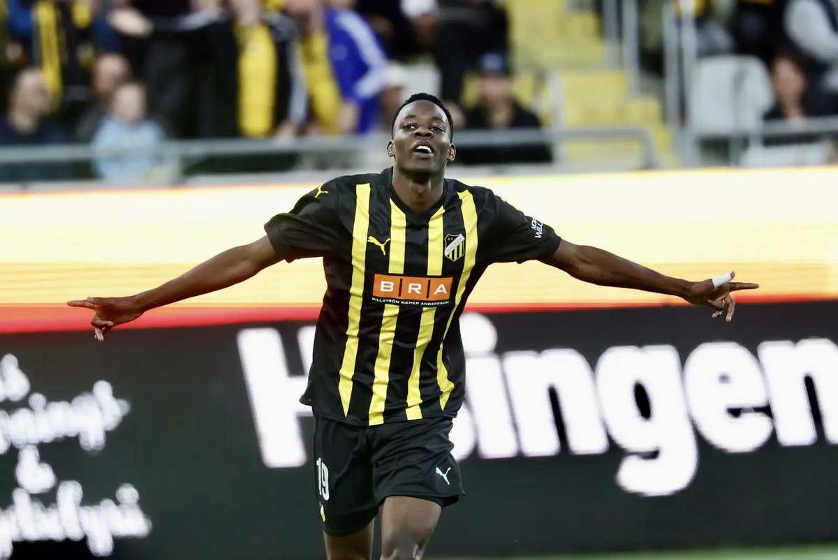 LGZ_Scouting's tweet photo. John Paul Dembe (20 Yrs) for @bkhackenofcl vs CFR Cluj in Europa Conference League Qualifiers: 

Has netted a brilliant brace ⚽️⚽️ as a substitute in 34 minutes! 

The #9 striker (1.91 cm) could be the next talent for Ugandan football 🇺🇬! 
#Football #scout #Uganda #bkhacken https://t.co/hOcqhVLIuF