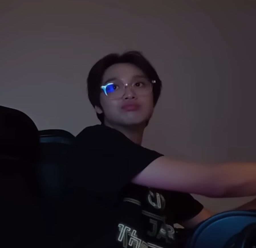 woong.. tweet media