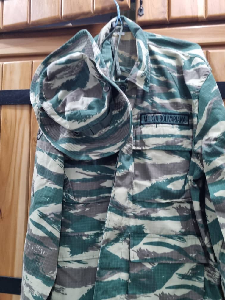 Atendemos el llamado de la Patria y de nuestro Comandante en Jefe @nicolasmaduro y nos alistamos para la defensa integral de TODO el TERRITORIO.
!LA PATRIA NO SE VENDE, LA PATRIA SE DEFIENDE!
<a href="/dcabellor/">Diosdado Cabello R</a> 
#VenezuelaDiplomaciaDePaz  #VenezuelaAntiimperialista