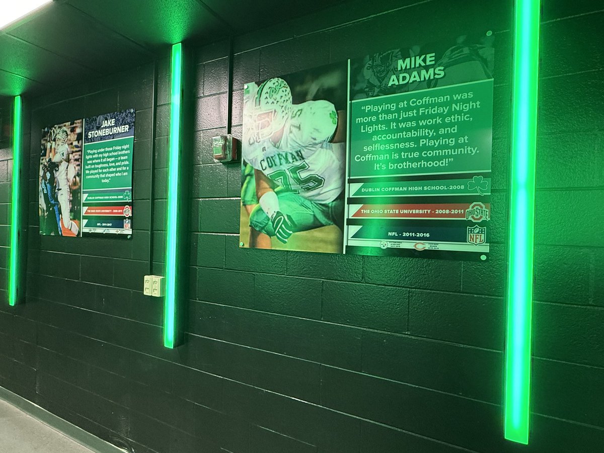 SPSalesCentral's tweet photo. Kicking off Football Friday Nights with an upgrade to the Dublin Coffman football locker room hallway! Good luck this season to the Rocks!

#schoolpride #wallwraps #dimensional3D #dublincoffman #gorocks  #showyourpride #onevendoreverysolution @SchoolPrideLtd https://t.co/Fh3j1I0hS2