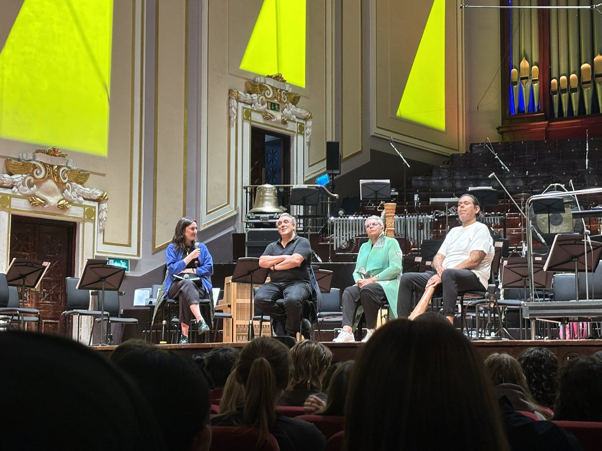 HolyRoodExpressiveArts tweet media