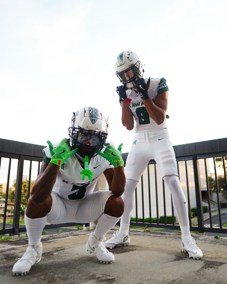 College Football Live (@collegefbonx) on Twitter photo Hawaii going with the whiteout look for their game tomorrow vs Stanford 😶🌫️
<a href="/HawaiiFootball/">Hawaii Football</a> Hawaii going with the whiteout look for their game tomorrow vs Stanford 😶🌫️
<a href="/HawaiiFootball/">Hawaii Football</a>