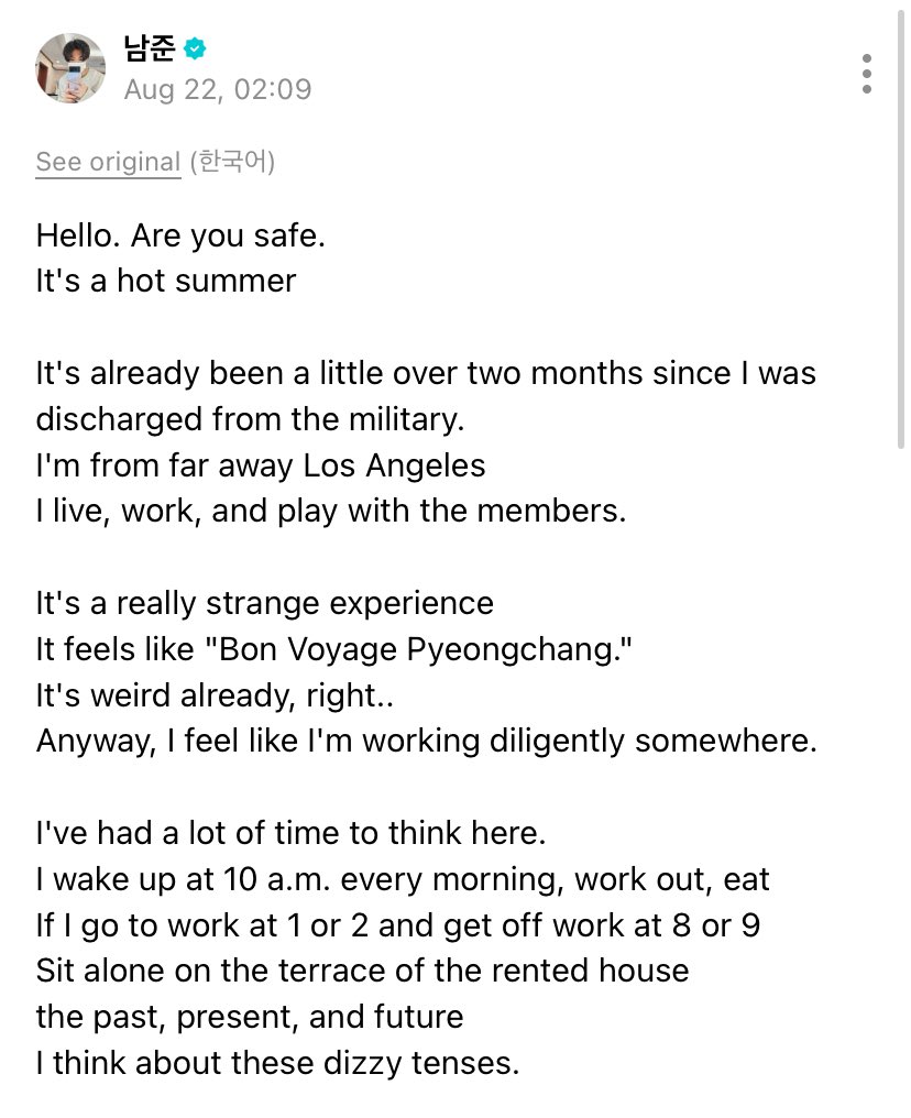 BANGT4NBEST's tweet photo. —TRADUCCIÓN DE LA CARTA DE #NAMJOON EN WEVERSE 💜🐨🌟

🐨: Hola.Espero que estén bien. Es un verano sofocante.
🐨Ya han pasado poco más de dos meses desde que me dieron de alta.
🐨Vivo lejos, en Los Ángeles,
trabajando, viviendo y jugando con los miembros.
🐨Es una experiencia(+) https://t.co/8UYPU9f4d1