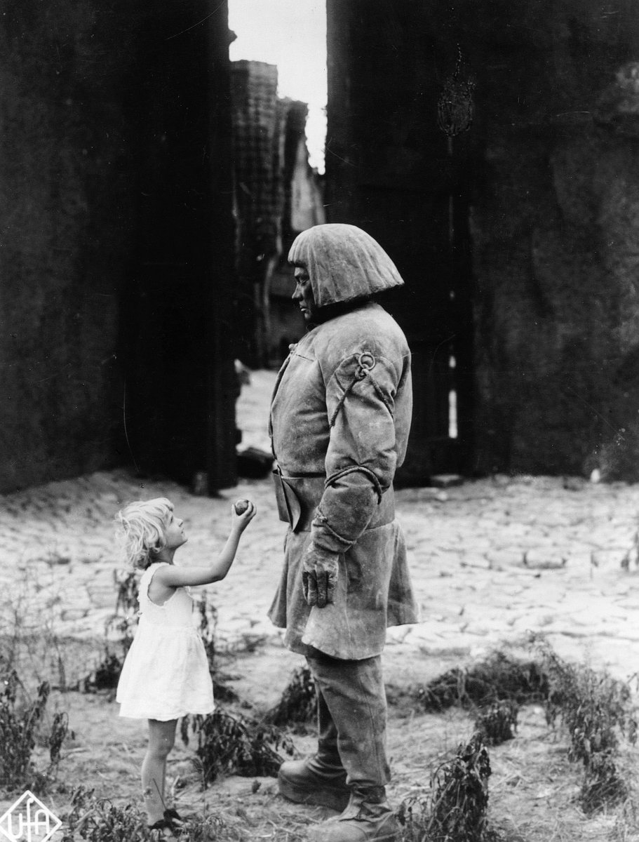 Announcing the first 2 screenings of our 16th season...🥁

Sept 28 - Carl Theodor Dreyer’s MASTER OF THE HOUSE (1925) 💯 - bit.ly/3J1CqlH
Oct 26 - THE GOLEM: HOW HE CAME TO THE WORLD (1920) 😱 - bit.ly/47s68uv

Don’t miss two must-sees of silent cinema!