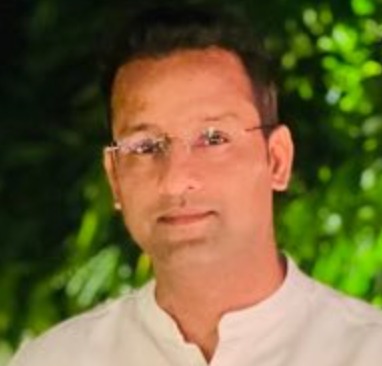 MBureaucrats's tweet image. Vijay Kumar appointed OSD, Ministry of Ports, Shipping and Waterways

Vijay Kumar, a 1992-batch #IAS officer of the #AGMUT cadre, has been transferred as Officer on Special Duty (OSD) in the Ministry of Ports, Shipping and Waterways. He was previously serving as Chairman of the