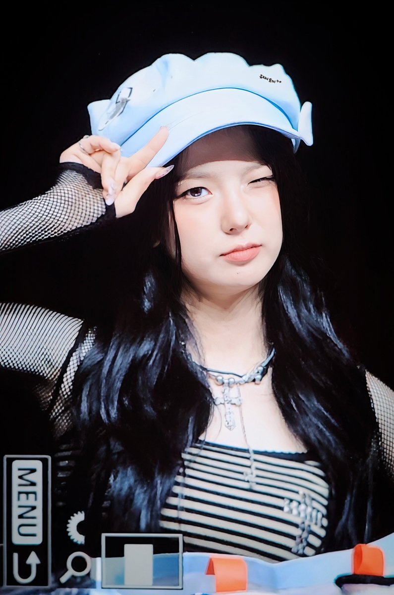 250822 점프업 pre.

오늘 너무 고마워 🩵
#최유진 #유진 #ユジン #CHOI_YUJIN #Yujin #Kep1er #케플러 #ケプラー