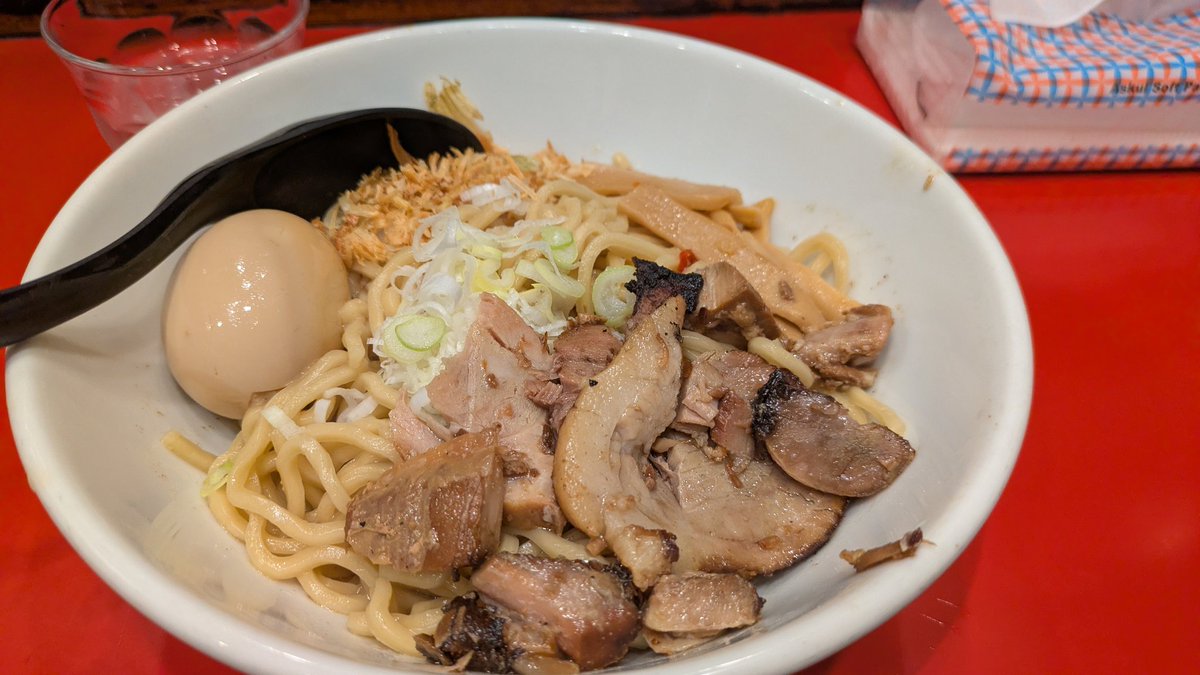 渋谷にこんなに美味しいまぜそば屋さんがあるなんて
x.com/men_daikokuya?…