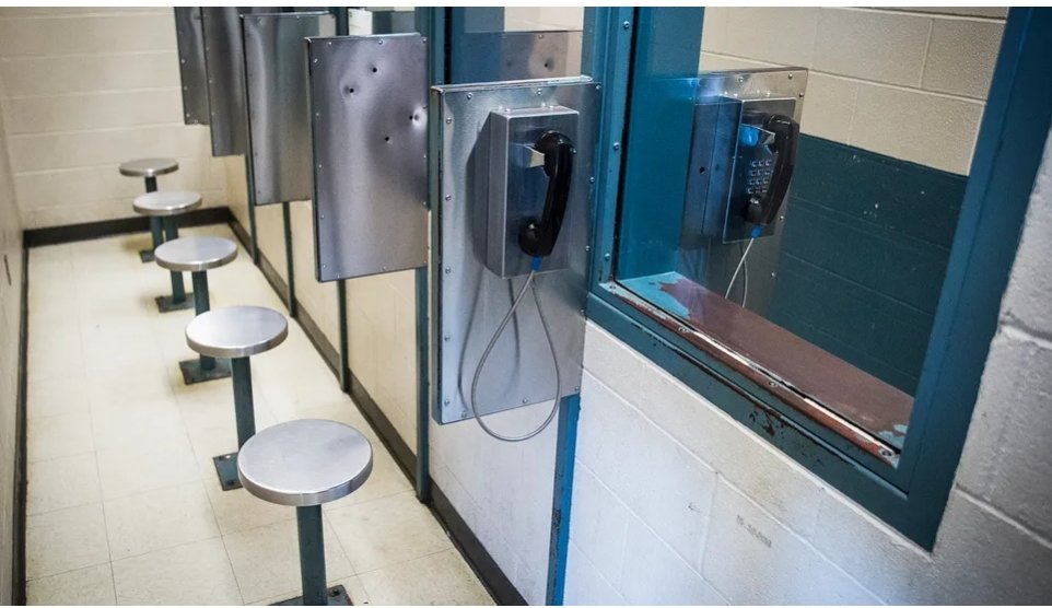 Ovde možemo da vodimo debatu.