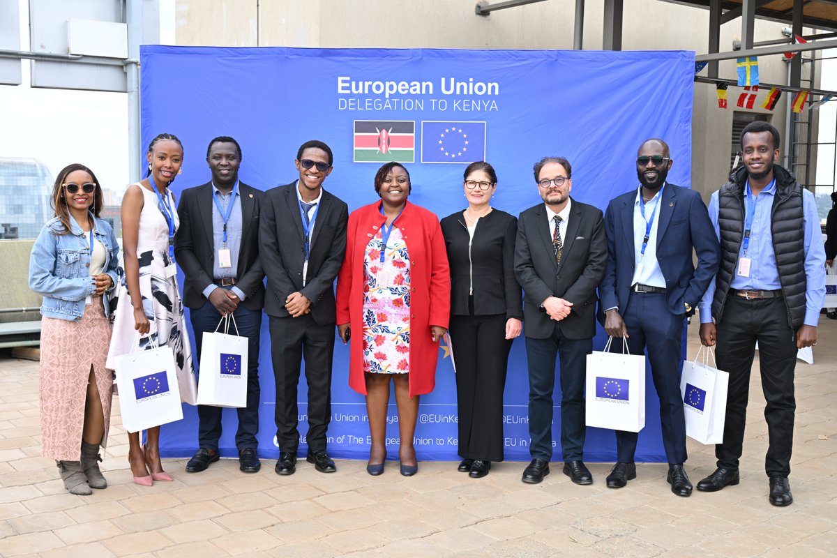 EUAmbKenya's tweet photo. 🎓✨ Delighted to host, with fellow EU Ambassadors, @EduMinKenya & @Nacosti, the pre-departure reception for our Erasmus+ scholars!
34 🇰🇪 students are off to Europe on fully funded Erasmus Mundus Joint Masters scholarships! 🌍✈️ #ErasmusPlus https://t.co/DgftpeeCjB