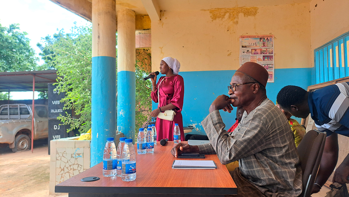 procasef's tweet photo. Grappe du Boundou : Organisation des forums communautaires sur la gouvernance et la sécurisation fonciÚre
---
Plus d'infos sur : https://t.co/3YdvqsgW1v
#procasef #grappeBoundou #actionaid #securisationfonciere #bureaufoncier #fonciersenegal #cadastr https://t.co/oHnYh3FGnH