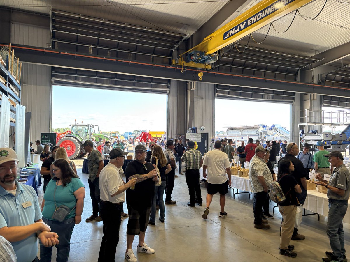 Potato Day in Alliston last night. Perfect evening for this Ontario event. Thank you Eugenia for putting this together once again! 🇨🇦👏👏👏