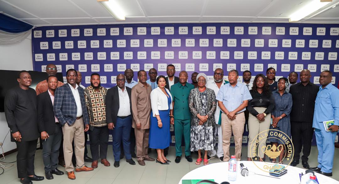 mincommgh's tweet image. Lawyer Martin Kwaku Ayisi, Outlines Vision for Sustainable Mining in Ghana.
#MINCOM, #IEA Ghana.

&amp;lt;READ MORE&amp;gt;
mincom.gov.gh/mincom-news/la…