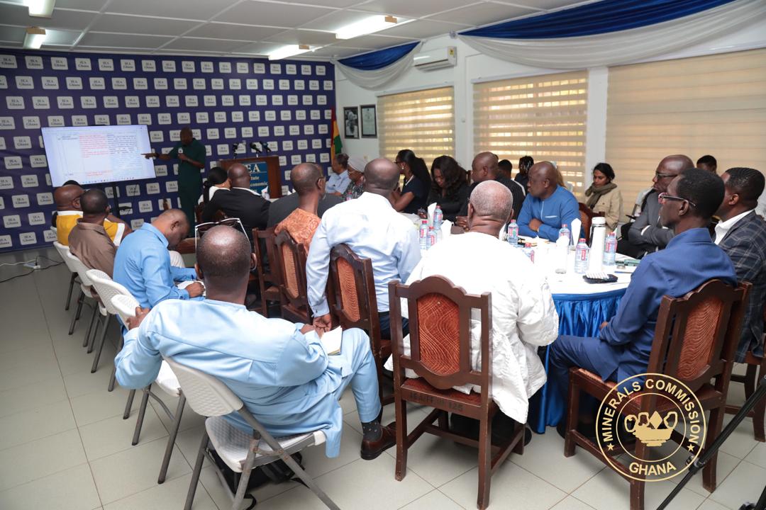 mincommgh's tweet image. Lawyer Martin Kwaku Ayisi, Outlines Vision for Sustainable Mining in Ghana.
#MINCOM, #IEA Ghana.

&amp;lt;READ MORE&amp;gt;
mincom.gov.gh/mincom-news/la…