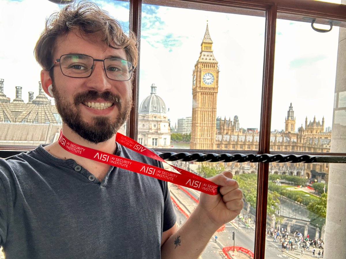 Cas (Stephen Casper) (@stephenlcasper) on Twitter photo A personal update:
- I just finished my 6-month residency at <a href="/AISecurityInst/">AI Security Institute</a>.
- I'm going back to MIT for the final year of my PhD.
- I'm on the postdoc and faculty job markets this fall! A personal update:
- I just finished my 6-month residency at <a href="/AISecurityInst/">AI Security Institute</a>.
- I'm going back to MIT for the final year of my PhD.
- I'm on the postdoc and faculty job markets this fall!