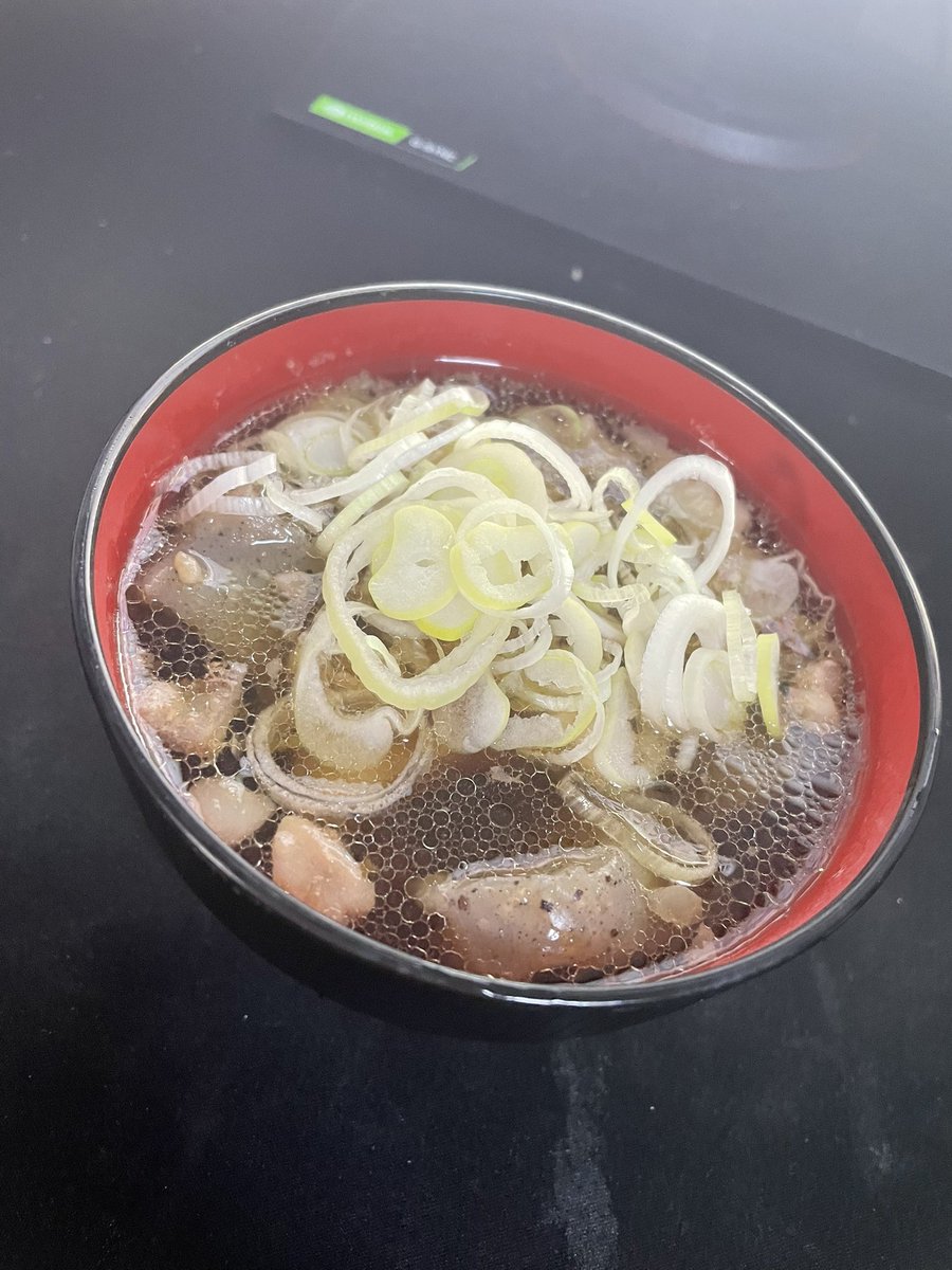 夜食の牛すじ煮！