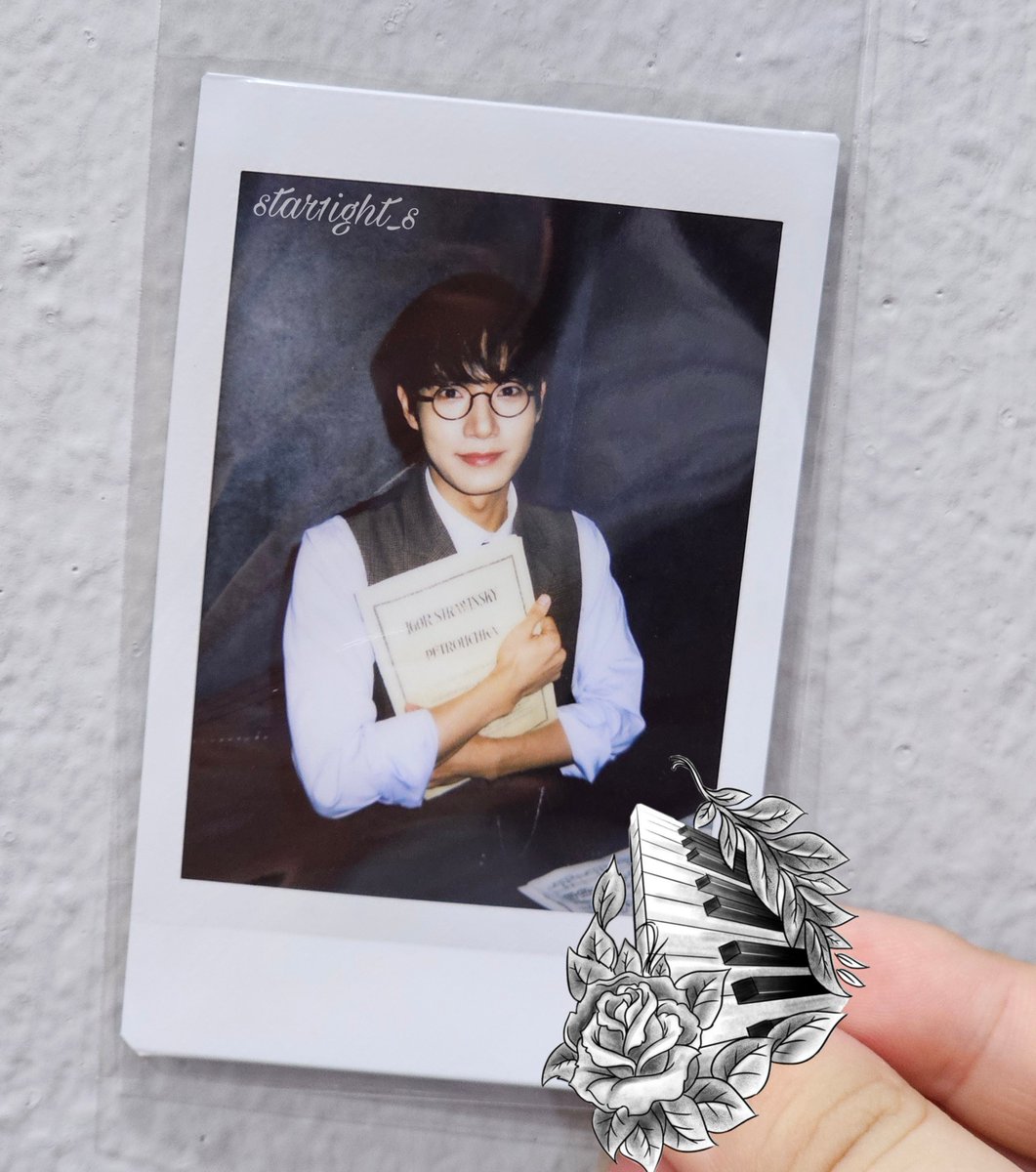 #폴라_날_움직이게_하는_근원
#공연과_폴라_모두를_만족시켜
#이런_폴라_뽑는_것쯤이야_나에게는_아무_일도_아냐
#왜이렇게폴라란말에예민하게굴어 

야망 쪼끔 덜어낸 꼬마이고르.........♡