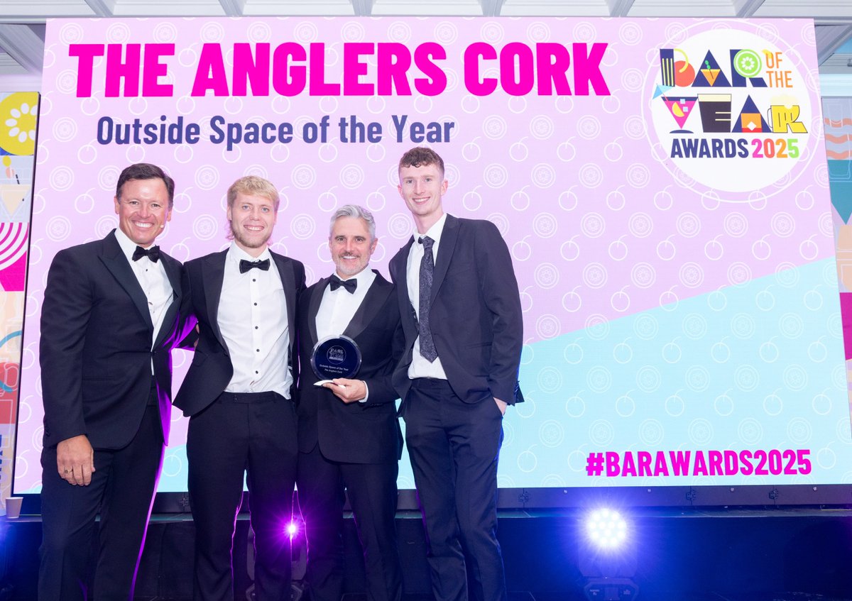 Craving Cork tweet media