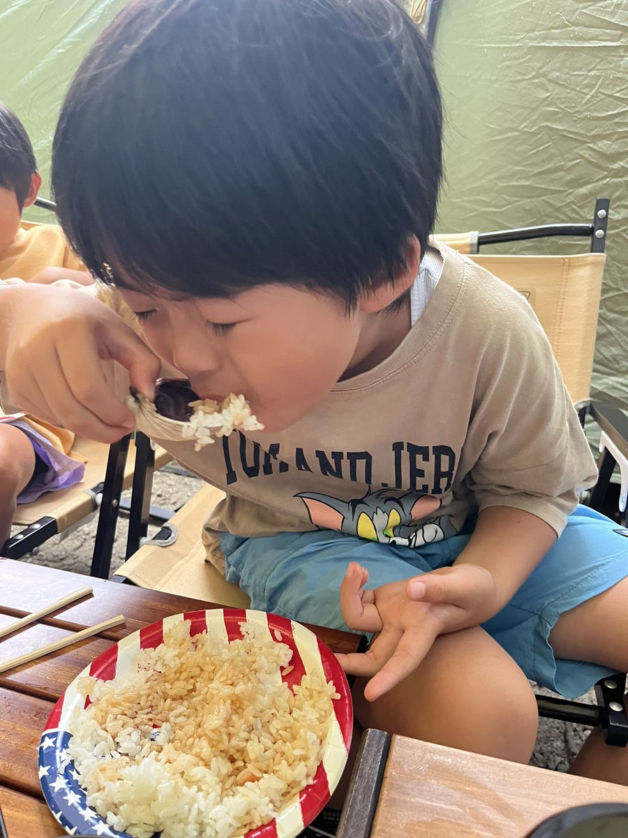 kekke1024's tweet photo. 夏休み終わってしまったなぁ、、、

キャンプ行って
夜大雨だったけど翌朝カラッと晴れて
ラジコンして
川入って

最高😀

中古テントボロボロなってきたからそろそろ新しいのが欲しいなー https://t.co/ACgvJoHj8J