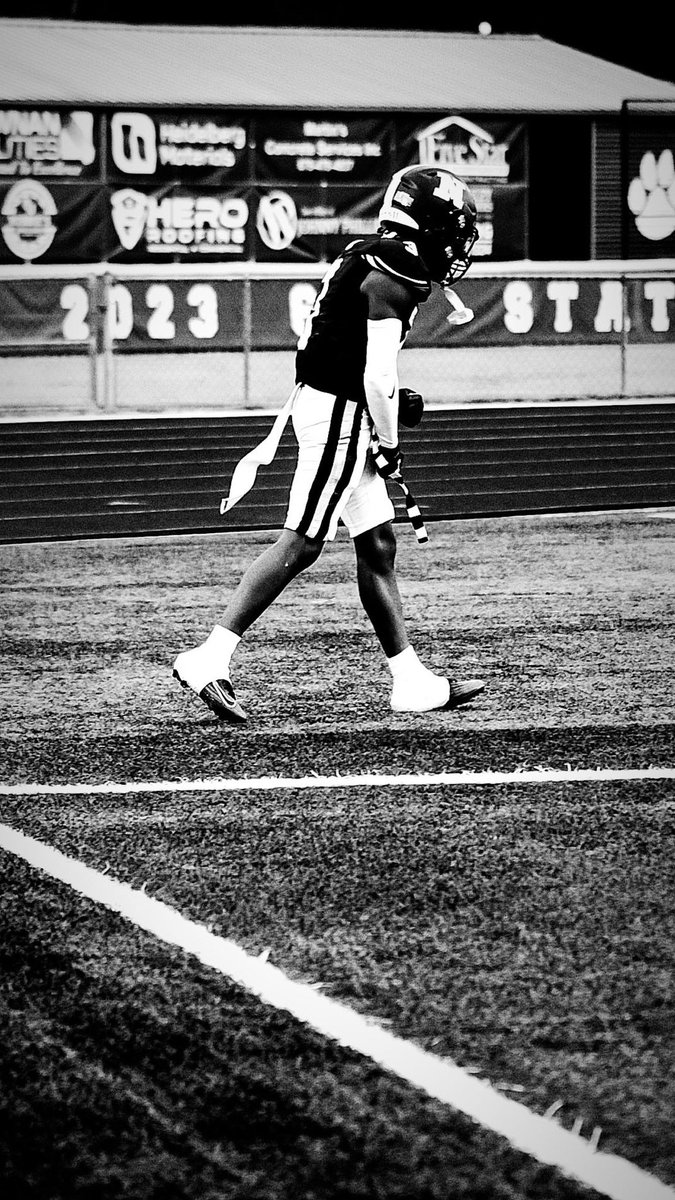 Over the last 40 years I have been to a boat load of rivalry games across the south

It’s nothing like EC vs Newnan ✍🏽

As a participant, parent, mentor, alumni or supporter … it just feels different the entire day of this game.

<a href="/NTHSports/">NTH Sports</a> <a href="/SleeperMedia/">Jake Randig📸</a> <a href="/ps_nation_/">Prep Sports Nation</a> <a href="/ArvonBacon/">Dream Attractor</a>