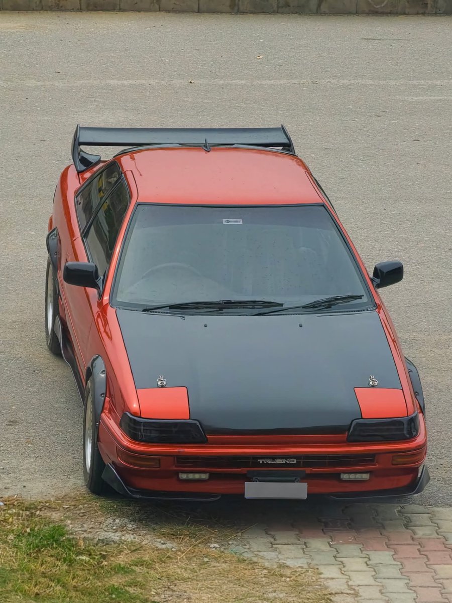 nagurawork's tweet photo. 現地のエージェントから

『AE92の86見つけたよ』

って言われて意味わからんから画像よこせって言ったら確かに92の86だわ https://t.co/bO4tOSorII