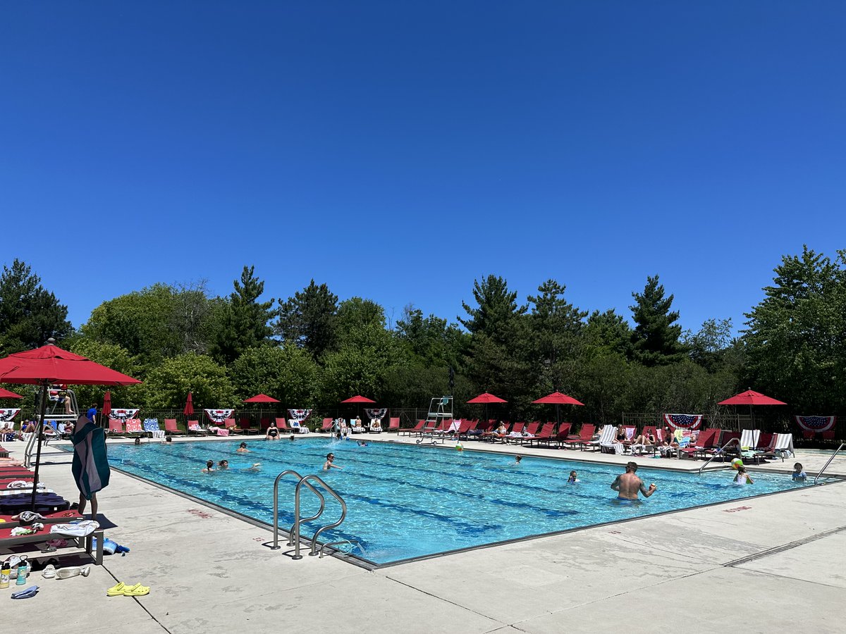 ☀️💦 Dive into Labor Day fun! Join us Mon, Sept 1 from 11–3 for our Pool Party—BBQ, games, music &amp; more. Perfect for friends &amp; families. RSVP on ForeTees! #EagleBrookCC #LaborDayParty #GenevaIL