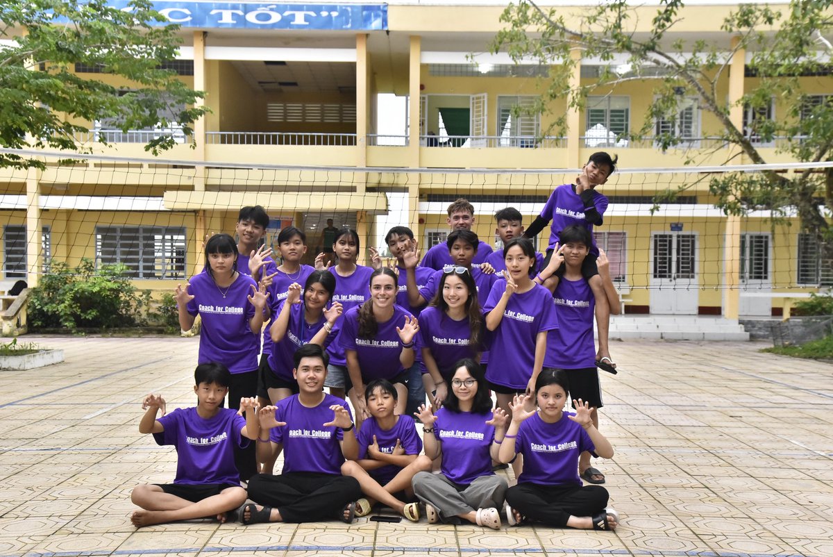 Tigers were all over the globe this summer! 
🌎Studying abroad
🙌Serving the community
👩‍💼Internship and job experience

Check out Julia Dumais ‘26 and her reflections on Coach for College program in Vietnam and her internship in the legal field.