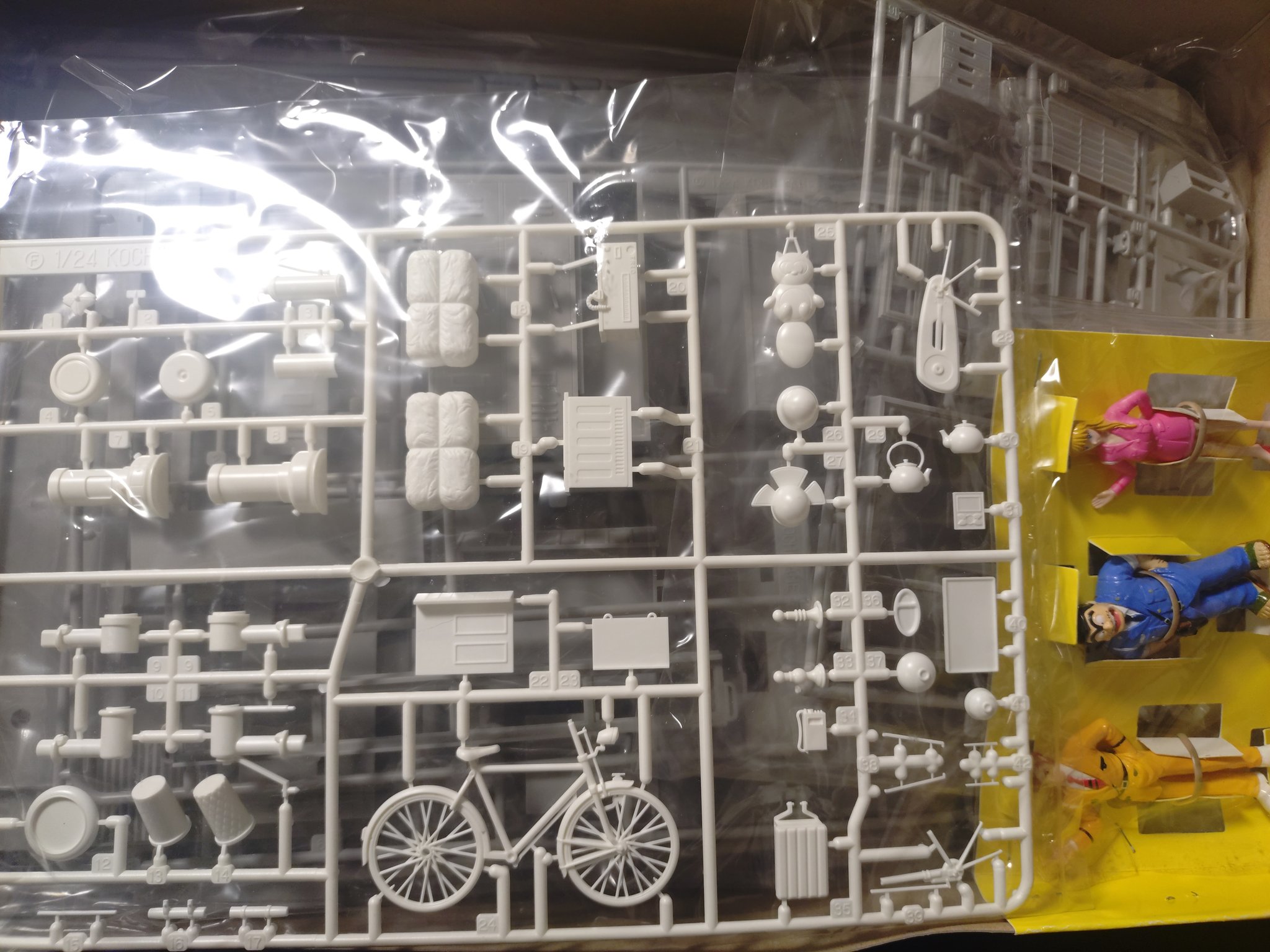 こちら葛飾区亀有公園前派出所 1/24スケール ディオラマキット PTM]1