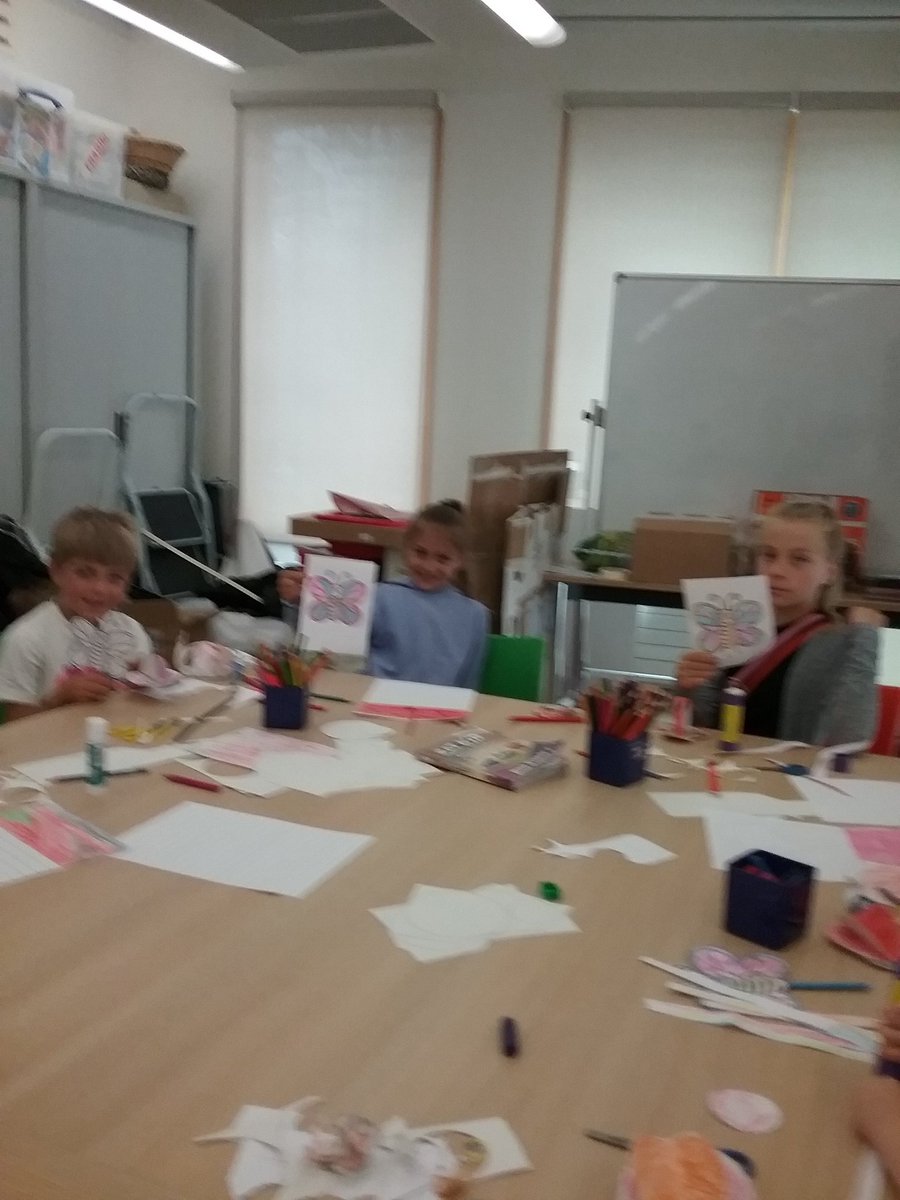 WFlibraries's tweet image. An enjoyable afternoon creating Ladybirds,Catapilas and Butterflys at #Wakefieldlibrary #SummerReadingChallenge  inspirational colours by Jason Wilsher-mills Exhibition. @wxwakefield