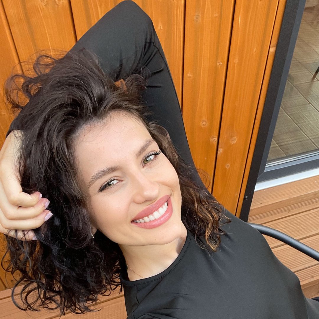 KievPersonals's tweet photo. Hi, I'm Anastasiia. I'm 27. I'm never boring, and I can say that I am the soul of the company. I'm not only sweet and gentle, but when needed, I can be passionate and indomitable. 🥰

Curious? Let's connect. https://t.co/x2W4fWYM1k https://t.co/UJNBHB4RqJ