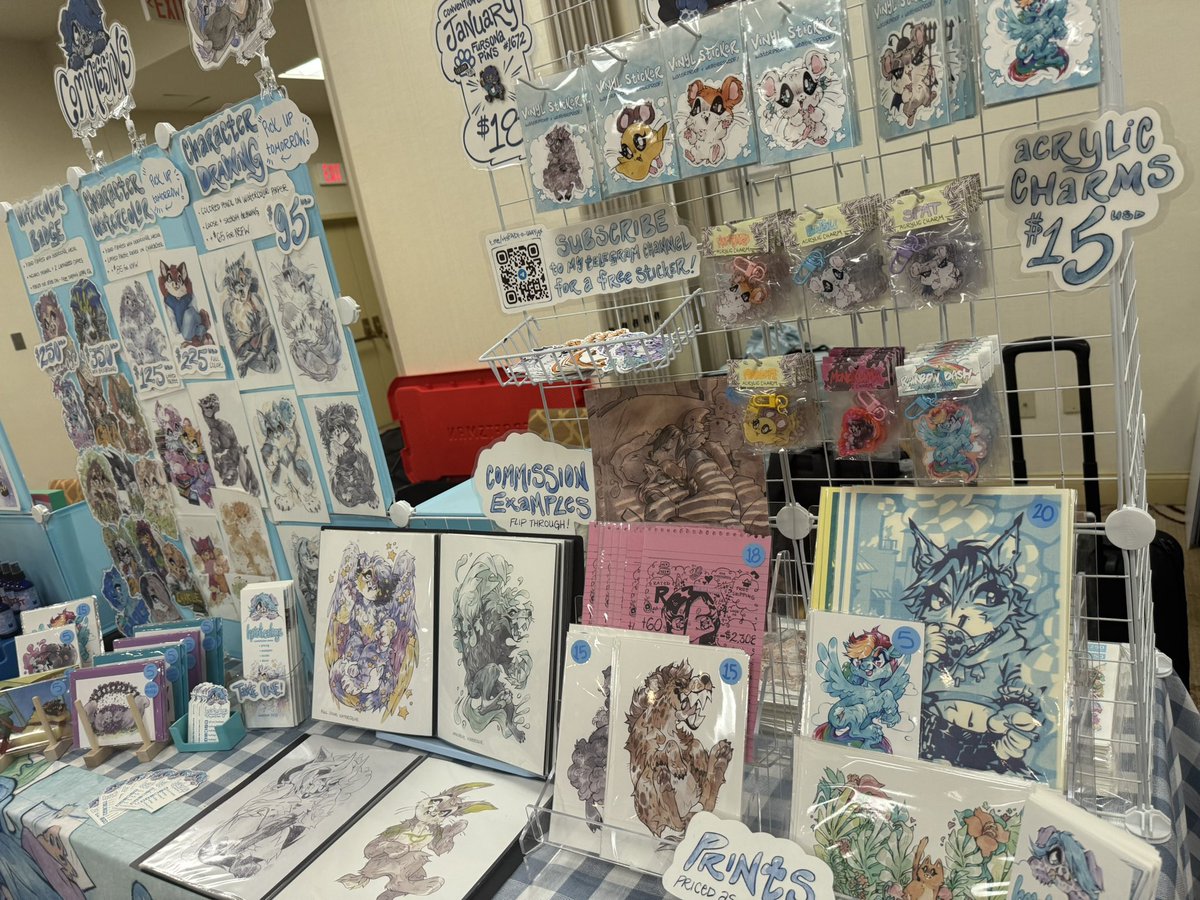 hoodiedogs_'s tweet image. HI FURRYDELPHIA!!!! come say hi this weekend‼️