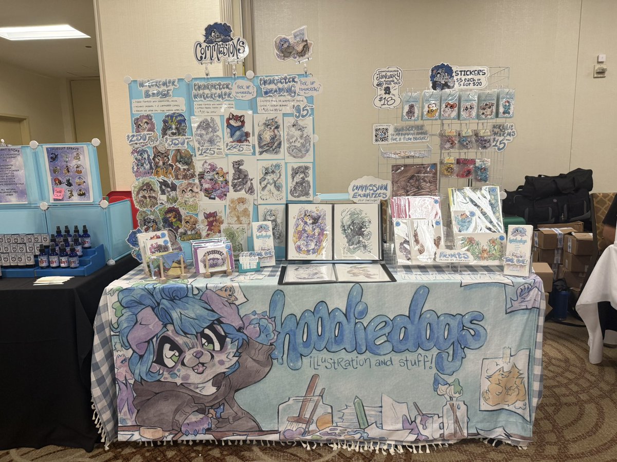 hoodiedogs_'s tweet image. HI FURRYDELPHIA!!!! come say hi this weekend‼️