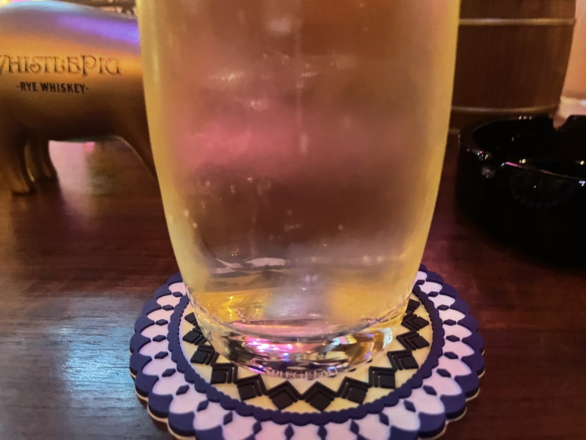 EmtPDDi8abec1Yu's tweet photo. 世界一美味しいスコッチソーダをいただき、その前の店は地獄のフリージャズ
皆様、良い休日を😘
���ウォンチュゲリラーェ.featフェアアンダーグラウンド https://t.co/DYDnGWzjpF