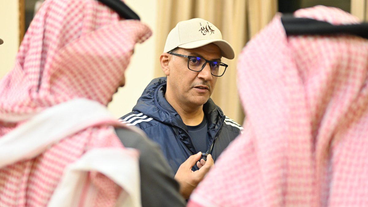 كثير من الامثال حقيقة 

أحذر عدوك مره وأحذر صديقك ألف مره 

#سعد_آل_سحاب