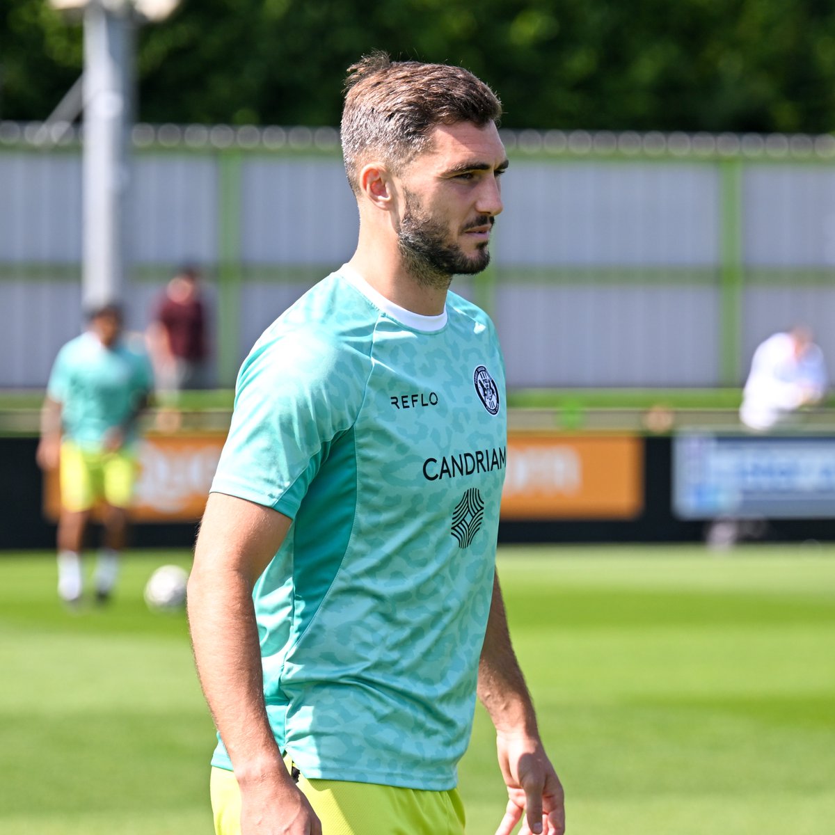 Repost and follow <a href="/candriam/">Candriam</a> to be in with a chance of winning this week's warm-up top! 👕

#WeAreFGR