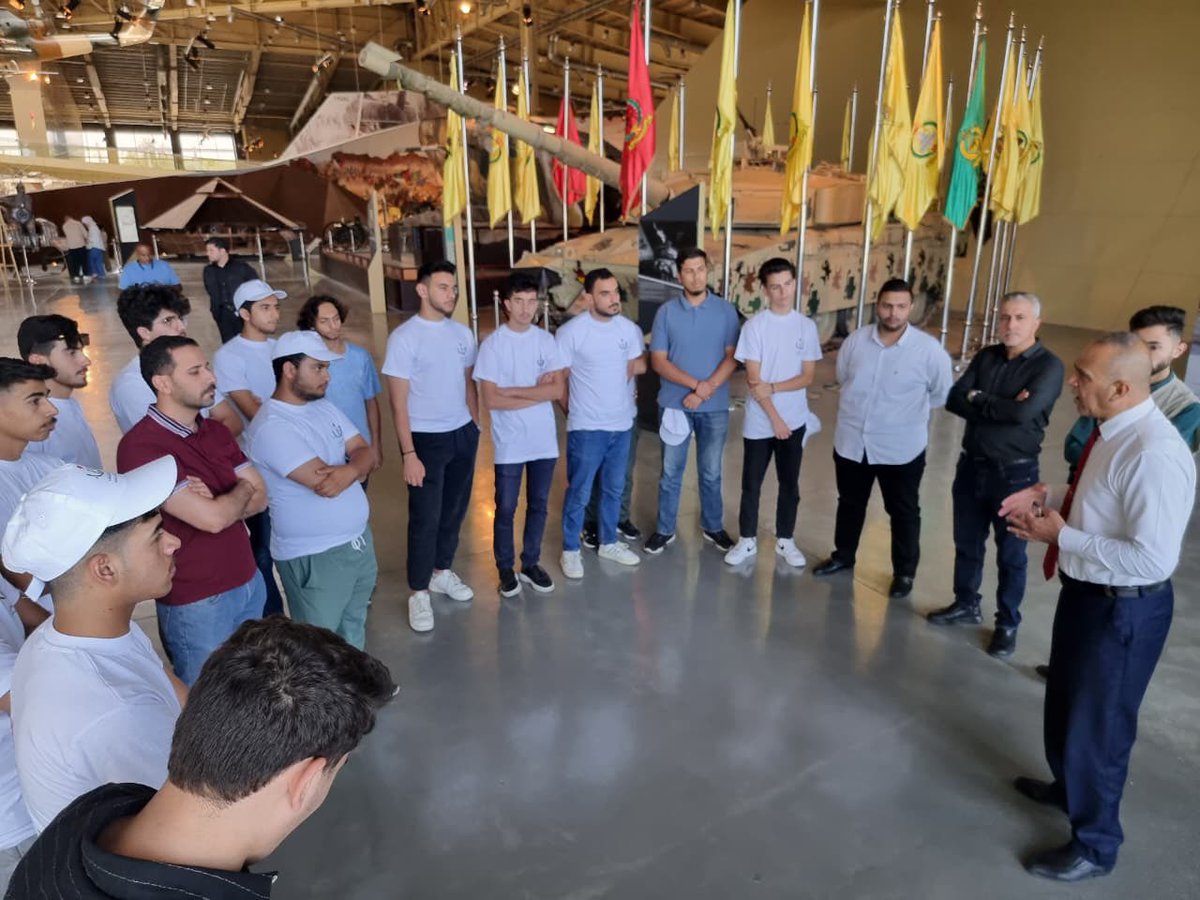 معسكر المهارات الرقمية
محطة شبابية مميزة في معسكرات الحسين للعمل والبناء 2025

اختُتِم في بيت شباب عمان معسكر المهارات الرقمية وذلك ضمن فعاليات معسكرات الحسين للعمل والبناء