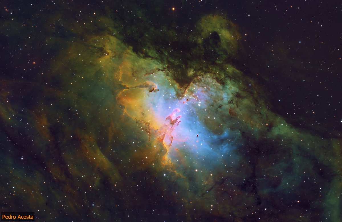 SurCiencia's tweet image. ✨Los Pilares de la Creación, una de las regiones más icónicas de la Nebulosa del Águila (M16), se elevan a unos 7.000 años luz de la Tierra en la constelación de Serpens.
Esta imagen fue capturada desde San Lorenzo, Paraguay, por el astrofotógrafo paraguayo Pedro Acosta.