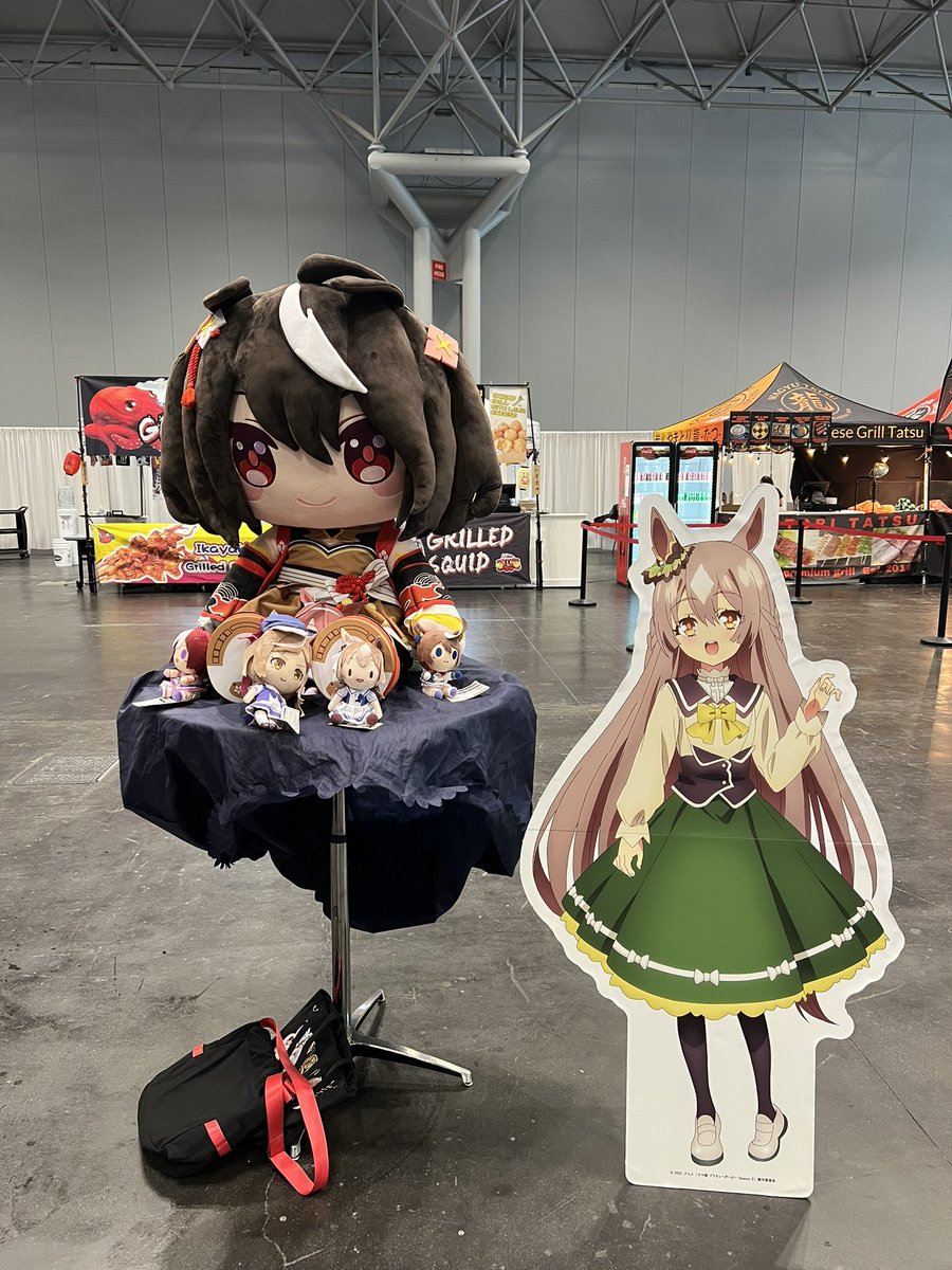 Yorkdotcom's tweet image. 🤔 at the food court 
By the way
I am too lazy for bagpipe 
Ogrui Cap today
Belno Light tomorrow 
secret for Sunday 
Catch me on booth 3018 right near the food court ~
#umamusume