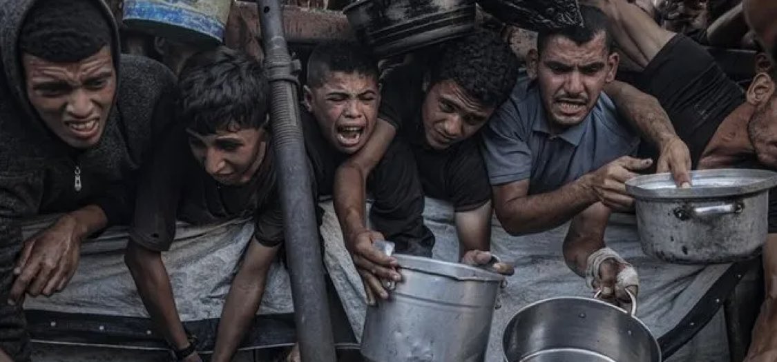 “SON DERECE DEHŞET VERİCİ”

İngiltere'den Gazze'deki kıtlığa ilişkin tepki: Bu ahlaki bir rezalettir