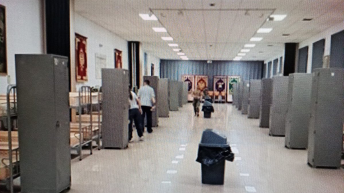IGE_ET's tweet photo. En la Operación LCIF2025 militares del 2º Bon del TEAR con base en San Fernando (Cádiz), que realizan patrullas de vigilancia y disuasión en las provincias de Salamanca y Ávila, están siendo apoyados en el Acuartelamiento General Arroquia @EjercitoTierra de Salamanca.
La USAC General Arroquia #IGE, preparó con mobiliario y climatización espacios para poder dar alojamiento y puesto de mando a la unidad de Infantería de Marina @Armada_esp prestando apoyo en alimentación, lavandería y otros servicios #IGE #Somostuapoyo